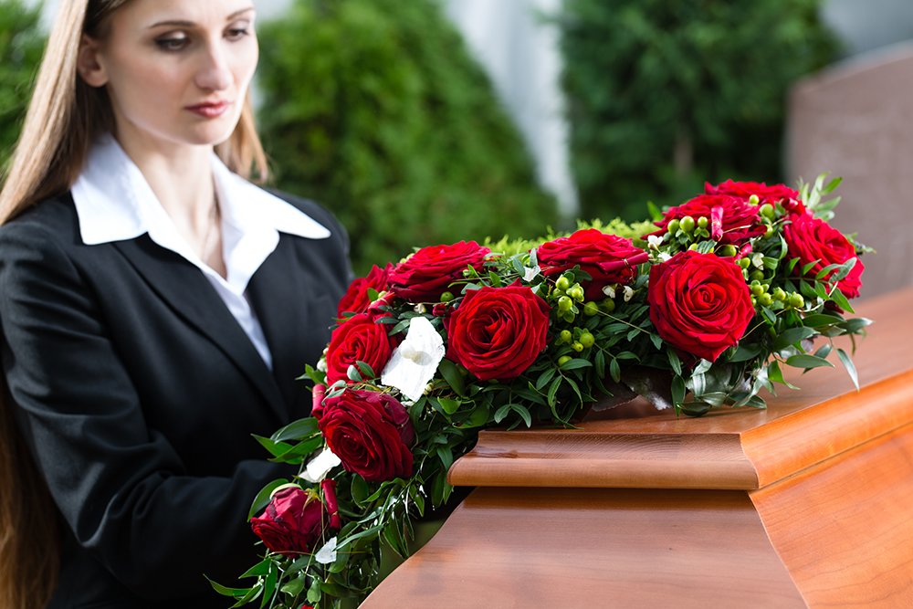 Do Women Serve As Pall Bearers At A Funeral?
